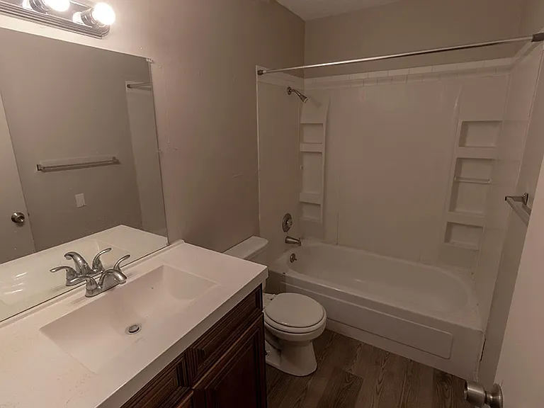 801 N Ann St #7 — Photo 15
