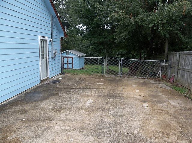2nd image of 23 Cattle Dr