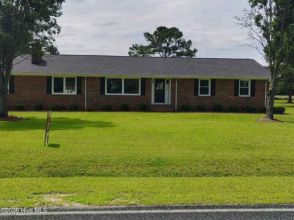 1600 Mrs Tates Road, Whiteville, NC 28472