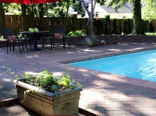 271 N Perkins Rd, Memphis, TN 38117