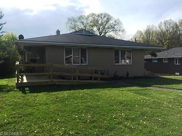 1st image of 1024 N Ward Ave