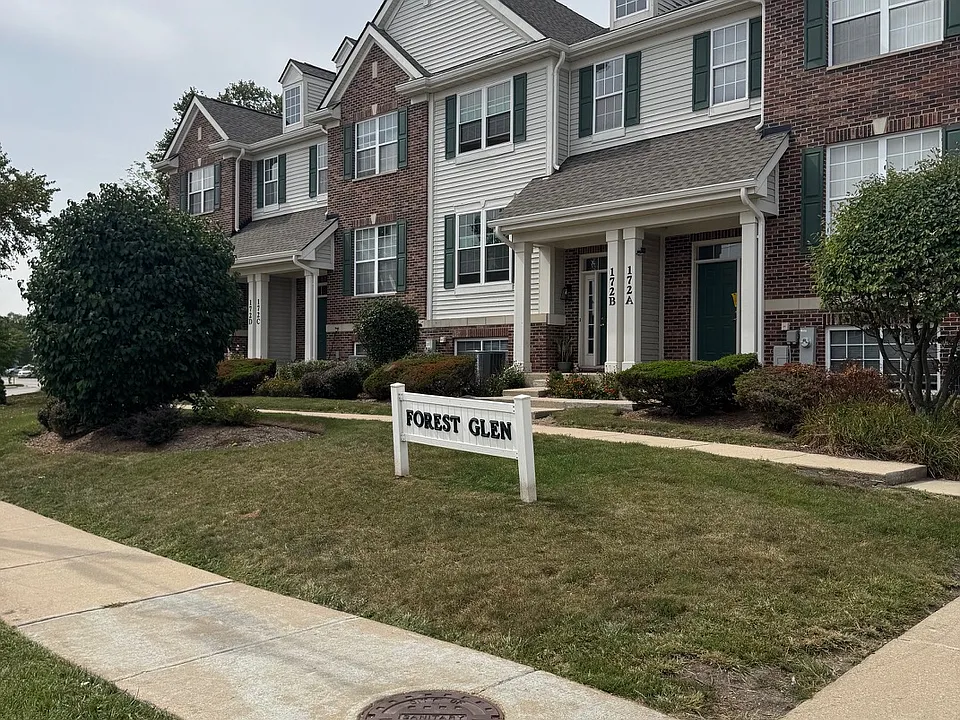 172 E River Rd #B