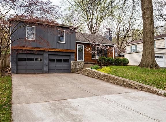 2nd image of 5617 W 78th St
