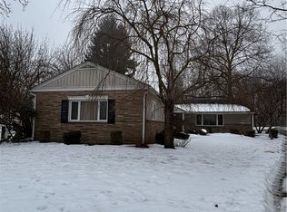 726 Hughey Dr, Kent, OH 44240