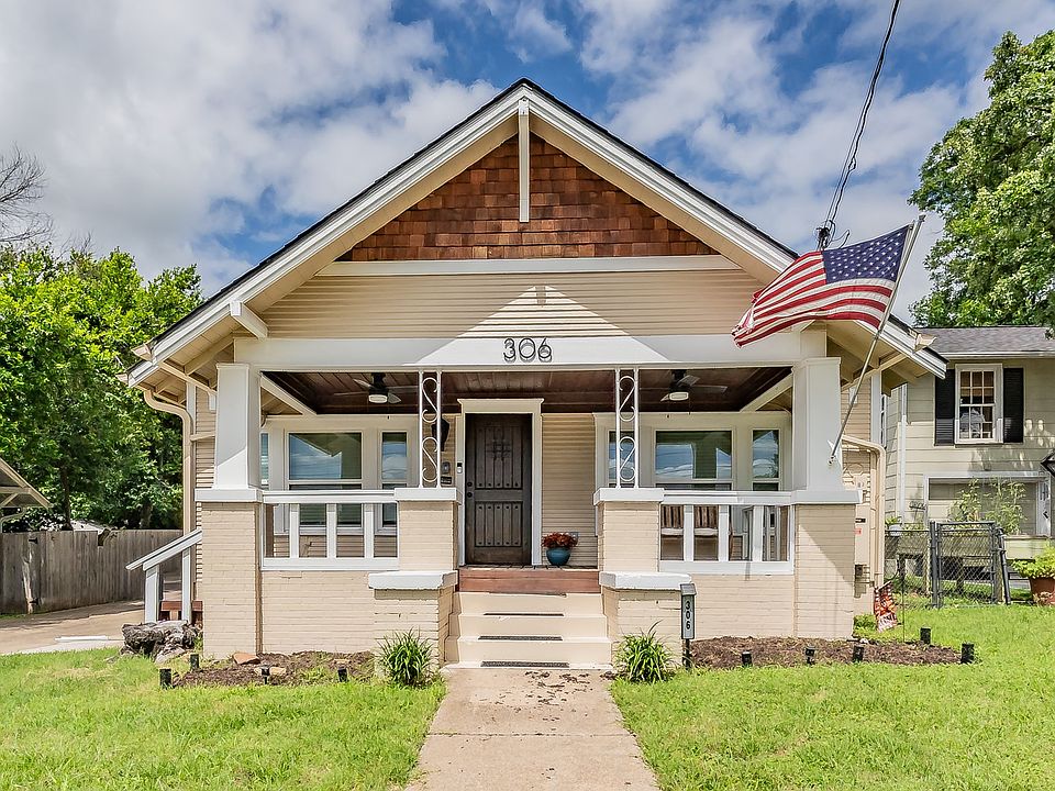 1st image of 306 Davis St