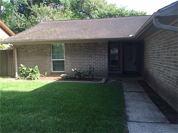 2nd image of 16226 Dunmoor Dr