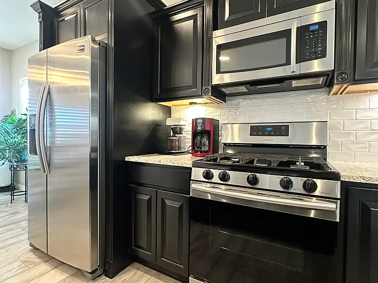 12521 Triple Crown Ave — Photo 16