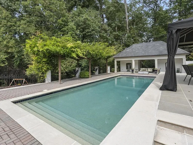 997 Davis Dr — Photo 65