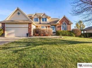 10113 S 176th St, Omaha, NE 68136