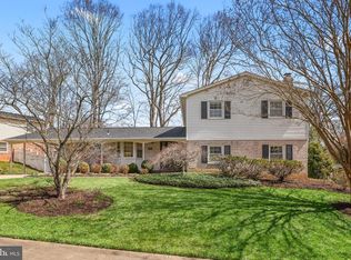 7011 Spaniel Rd, Springfield, VA 22153