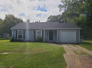 403 Elizabeth St, Terrell, TX 75160