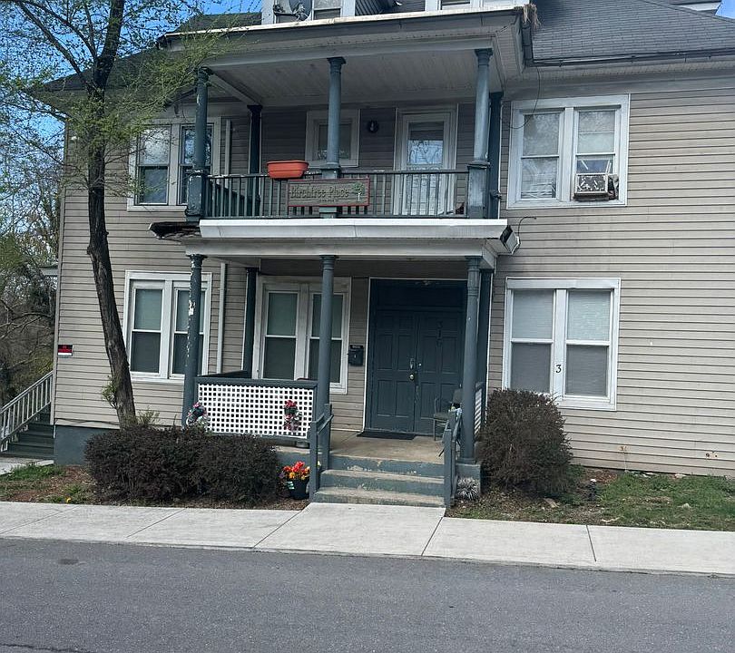 1st image of 316 N Centre St #3