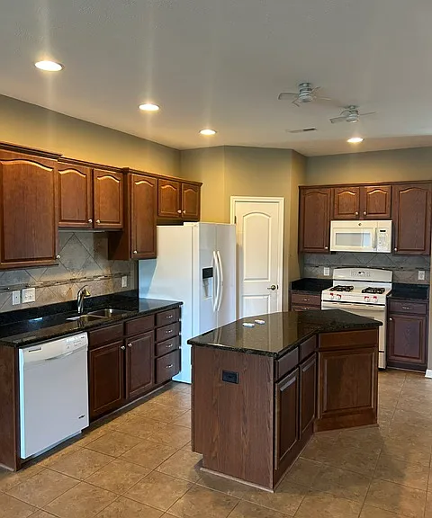 5203 Hardings Landing Rd — Photo 6