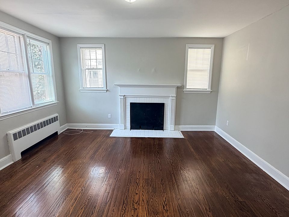 1st image of 383 Newhall St #1