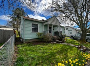 396 23rd St NE, Salem, OR 97301