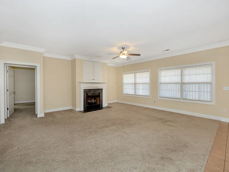 29863 Thunderpaw Dr — Photo 14