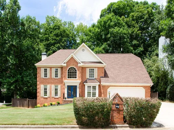 1405 Holly Lake Cir, Snellville, GA 30078