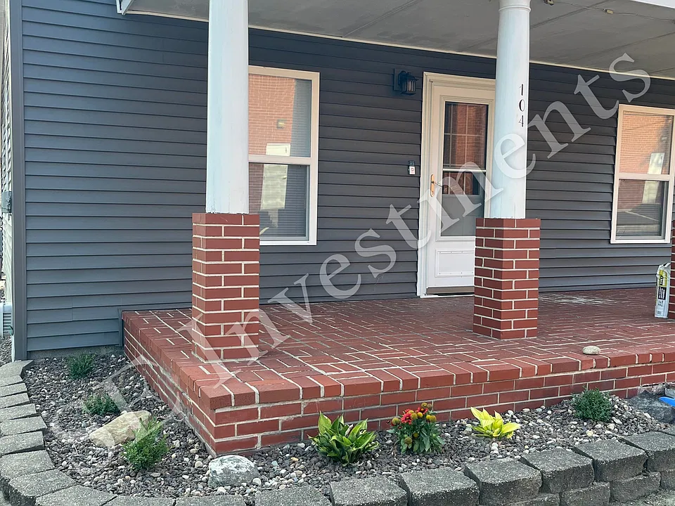 104 S Norwalt St