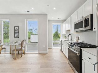 1955 Fairlawn St SE #101, Washington, DC