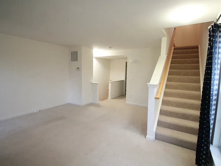44501 Potter Ter — Photo 13