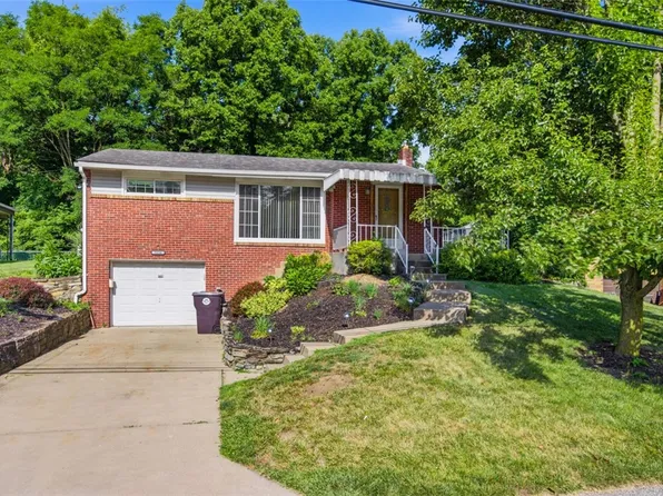 5256 Colewood Dr, Pittsburgh, PA 15236
