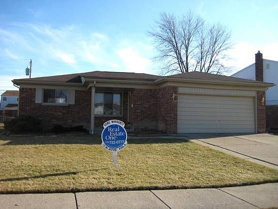 1st image of 782 Tanglewood Dr
