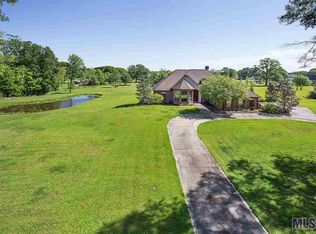 39218 David Dr, Prairieville, LA 70769