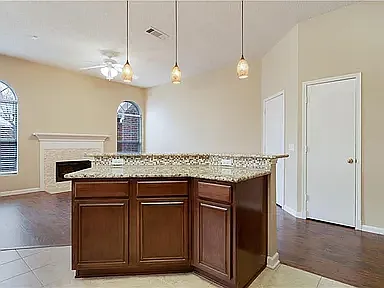 4249 Pinewood Dr — Photo 8