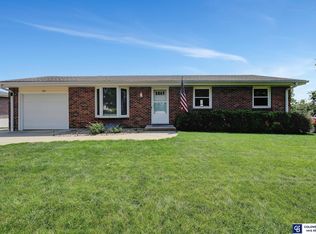 320 Elk Creek Rd, Malcolm, NE 68402