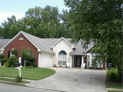 565 Sterling Pointe Ct photo 1