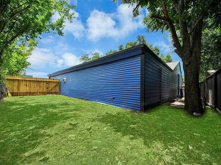 302 County Park Dr — Photo 21