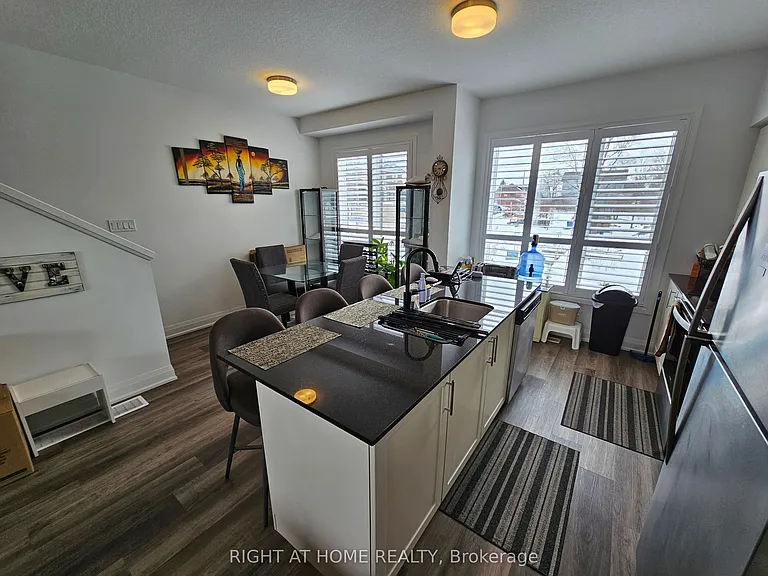 156 Huron St — Photo 13