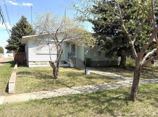 4913 SW 48th Ave, Forestburg, AB T0B1N0