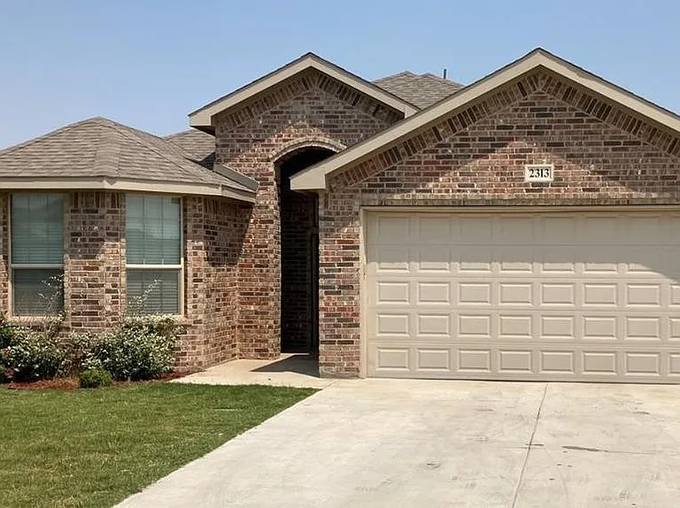 2313 Ridgeway Rd — Photo 1