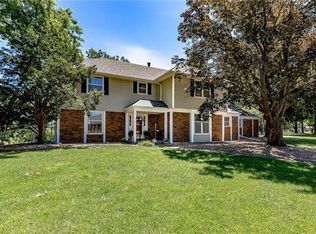 405 NW 53rd St, Kansas City, MO 64118