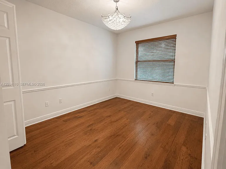 3424 Belmont Ter — Photo 29