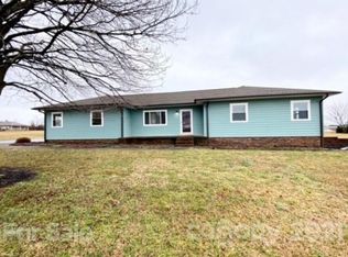 645 Warren Rd, Taylorsville, NC 28681