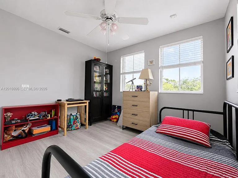 963 Falling Water Rd #963 — Photo 8