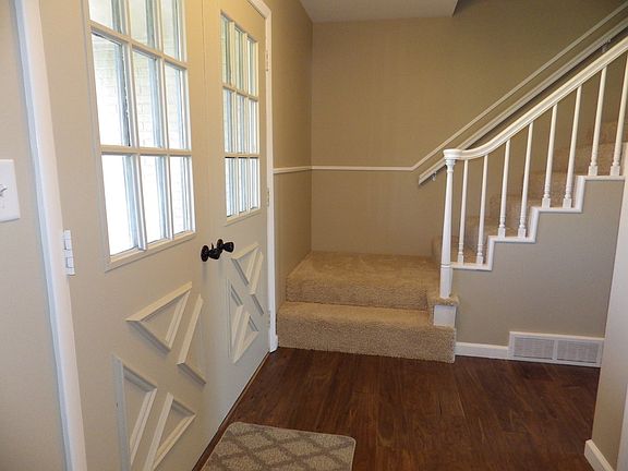 3rd image of 206 Georgeanna St