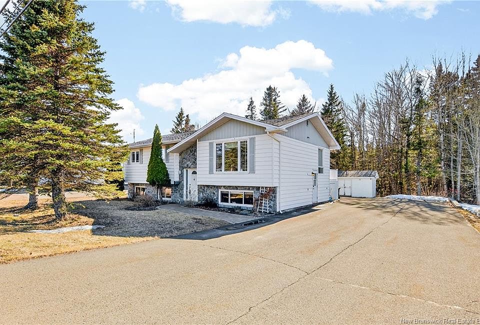 1st image of 78 Pascal Ave