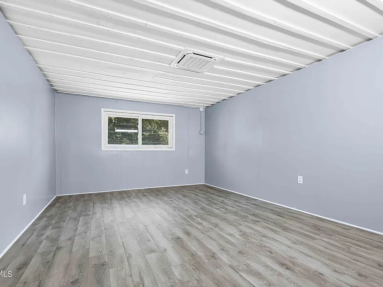 17329 Lee Hwy #2 — Photo 13
