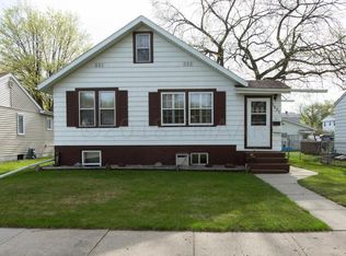 1621 8th St N, Fargo, ND 58102