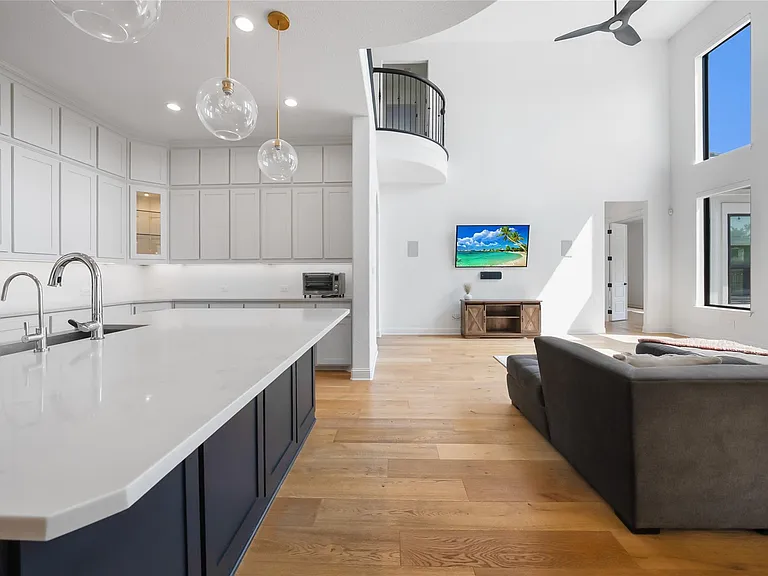 7108 Calypso Ln — Photo 12