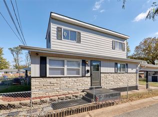 8026 Zellie Ave, Saint Louis, MO 63125