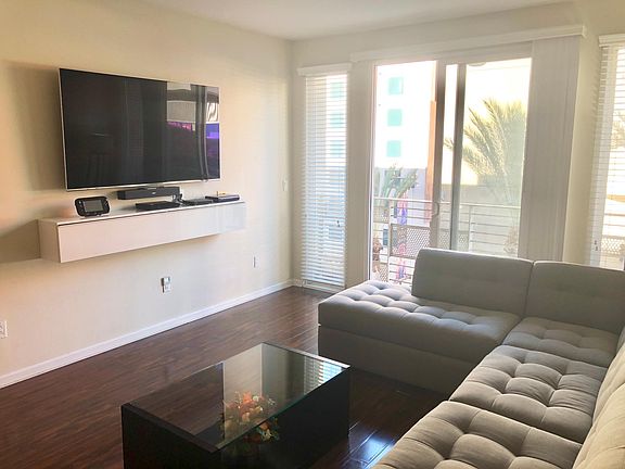 4th image of 250 N 1st St #4I3
