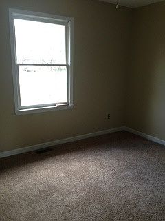 2nd image of 276 Nancy St