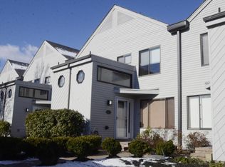 9 Bridgewaters Dr APT 13, Oceanport, NJ 07757