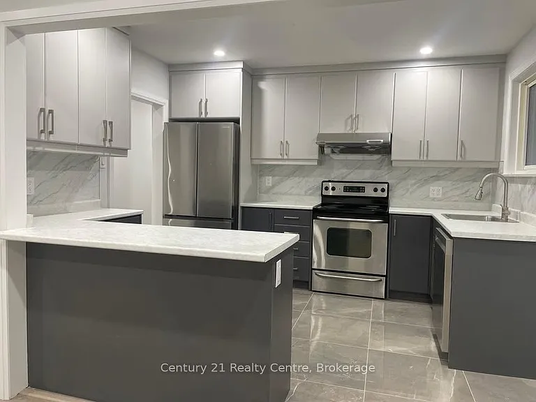 19 Athlone Ave #UPPER LVL — Photo 5