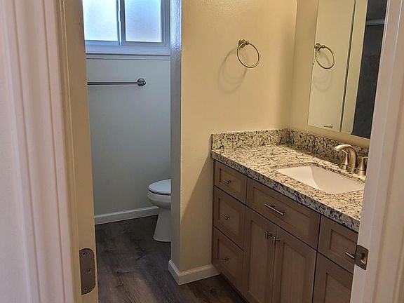 5th image of 3955 Starview Dr APT 2