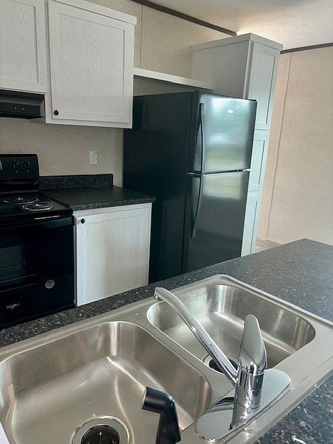 1st image of 1325 Kenneth Dr